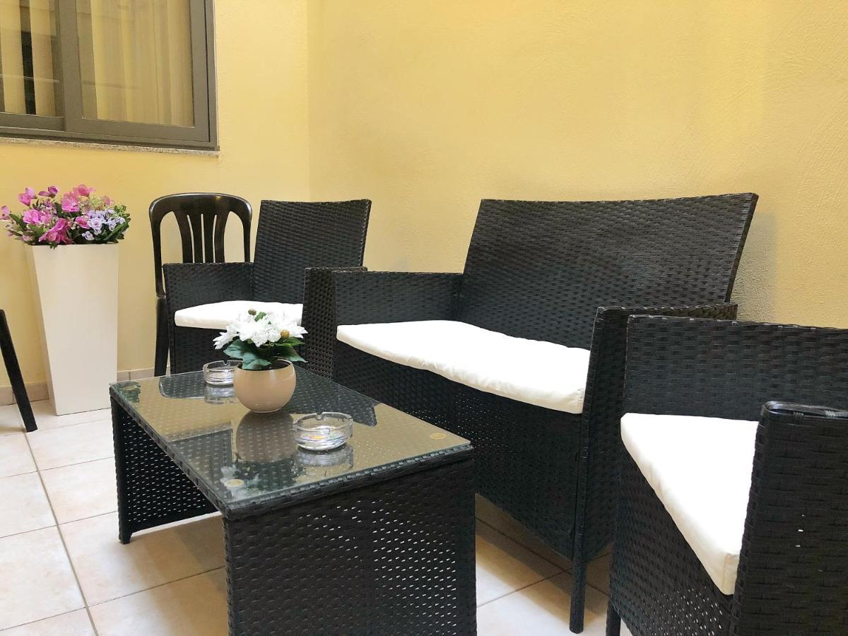 The Village Apartment 2 Kirkop Екстер'єр фото